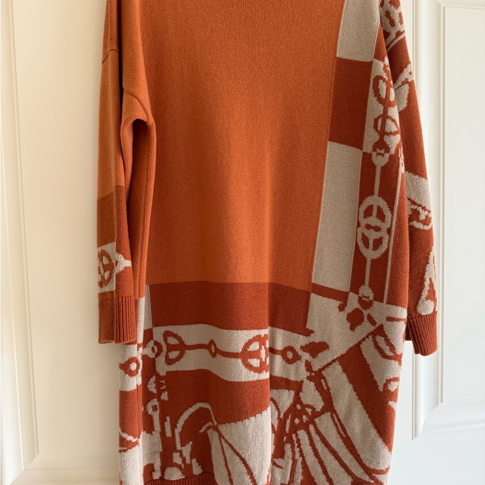 Hermes Brand-New Brown and Beige Cardigan with Elegant Geometric Design